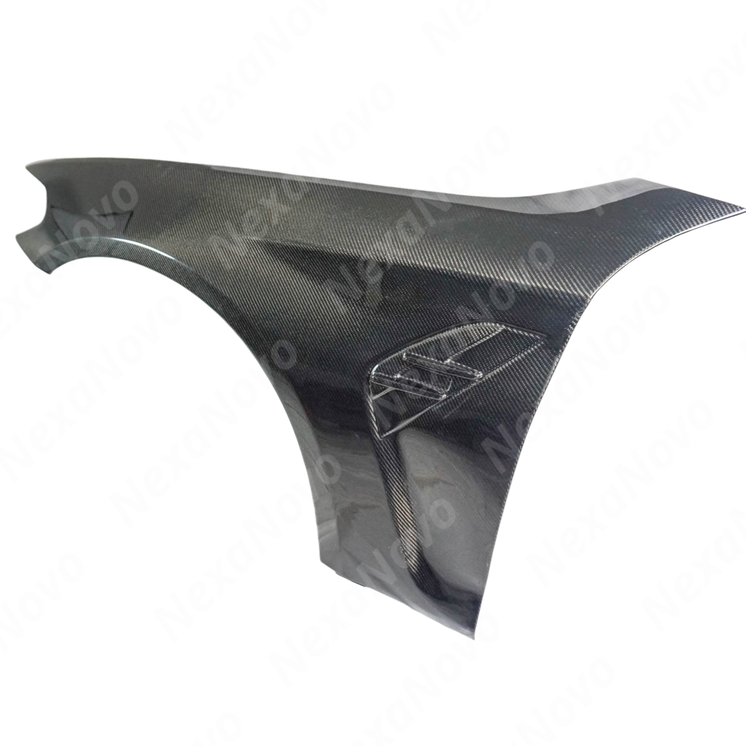 Detailed NexaNovo carbon fiber weave on the front side vented fender