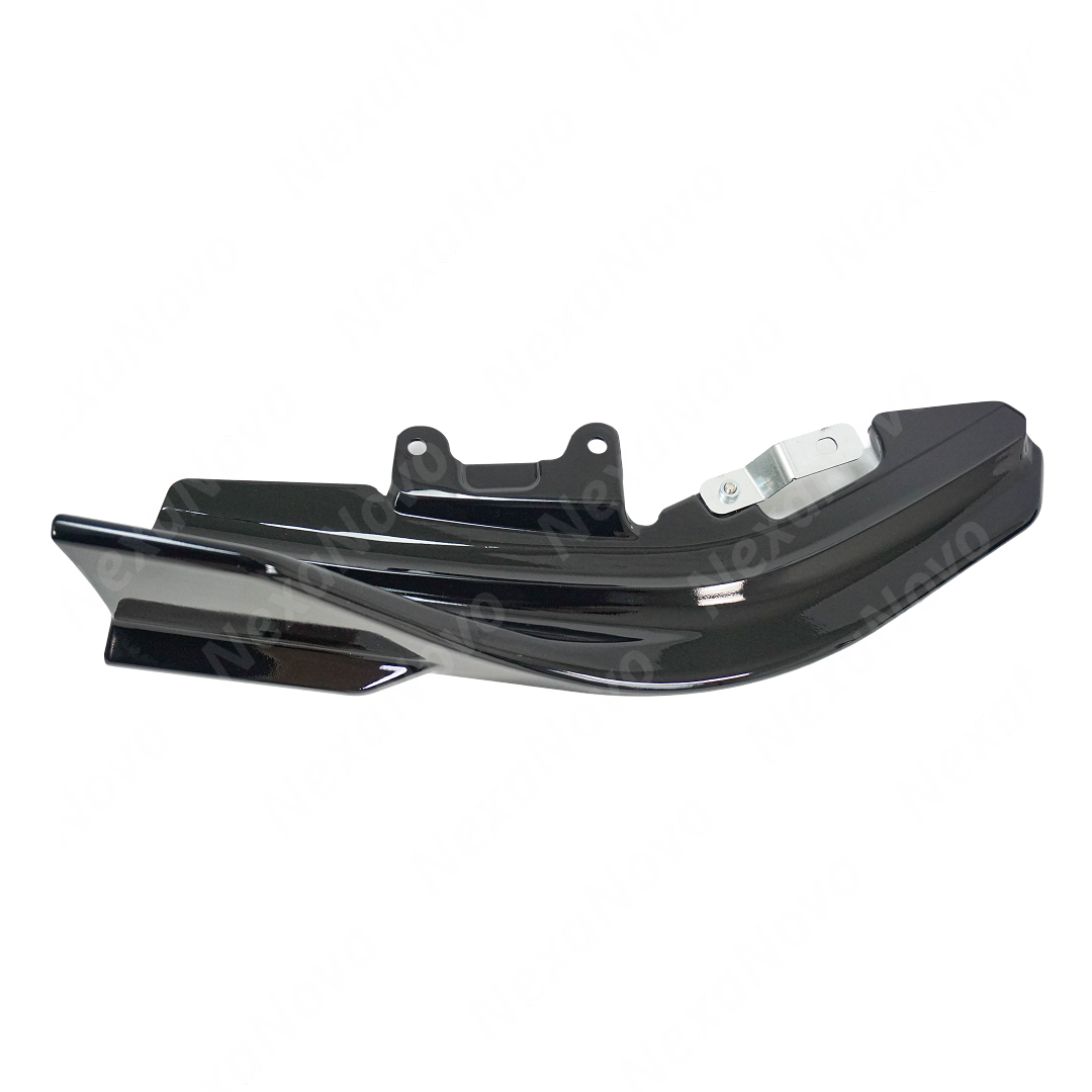 Sporty accent provided by VTEN splitters on BMW G42