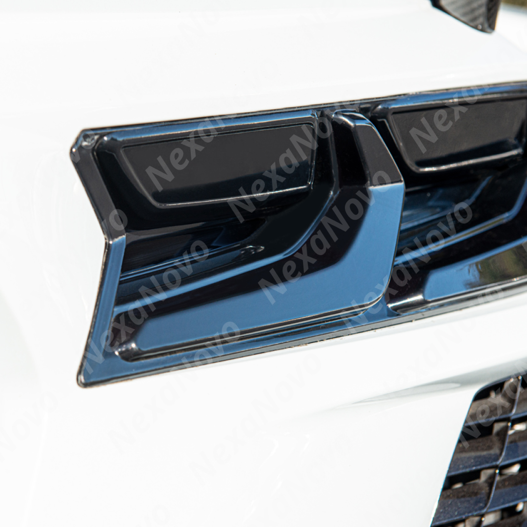 Full rear view of a 2021 Corvette C8 with NexaNovo tinted tail light blackouts