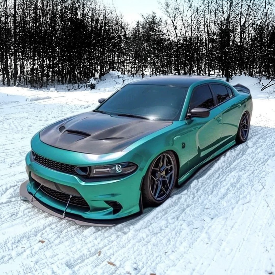 Easy installation of NexaNovo real carbon fiber SRT style vented engine hood cover