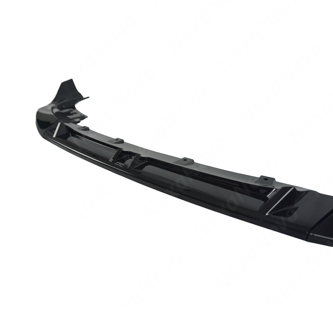 Essential aftermarket NaxaNovo VTEN front lip for the 2021-2025 BMW 4 Series Coupe.