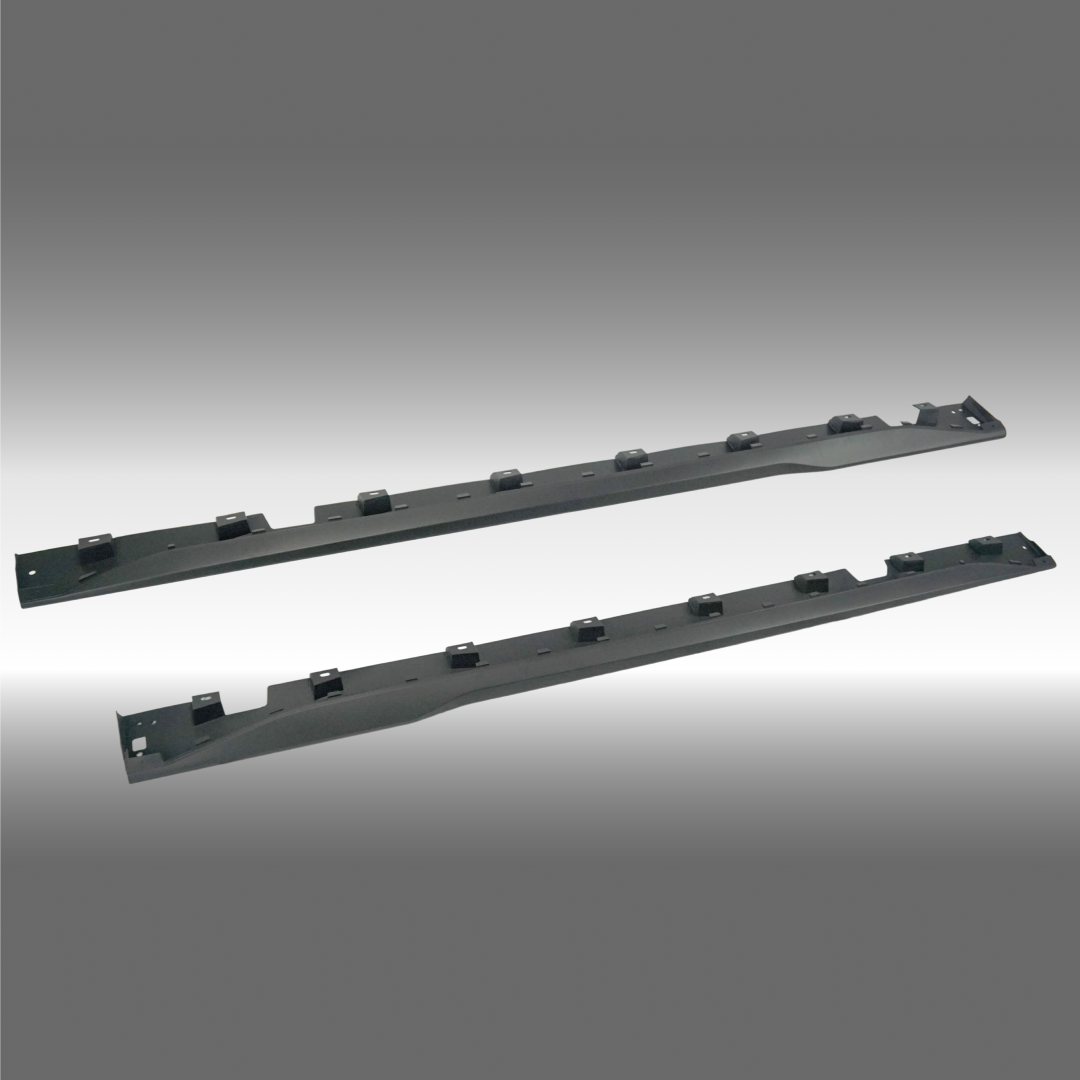 Dark Horse style body side skirt on a 2015-2022 Ford Mustang