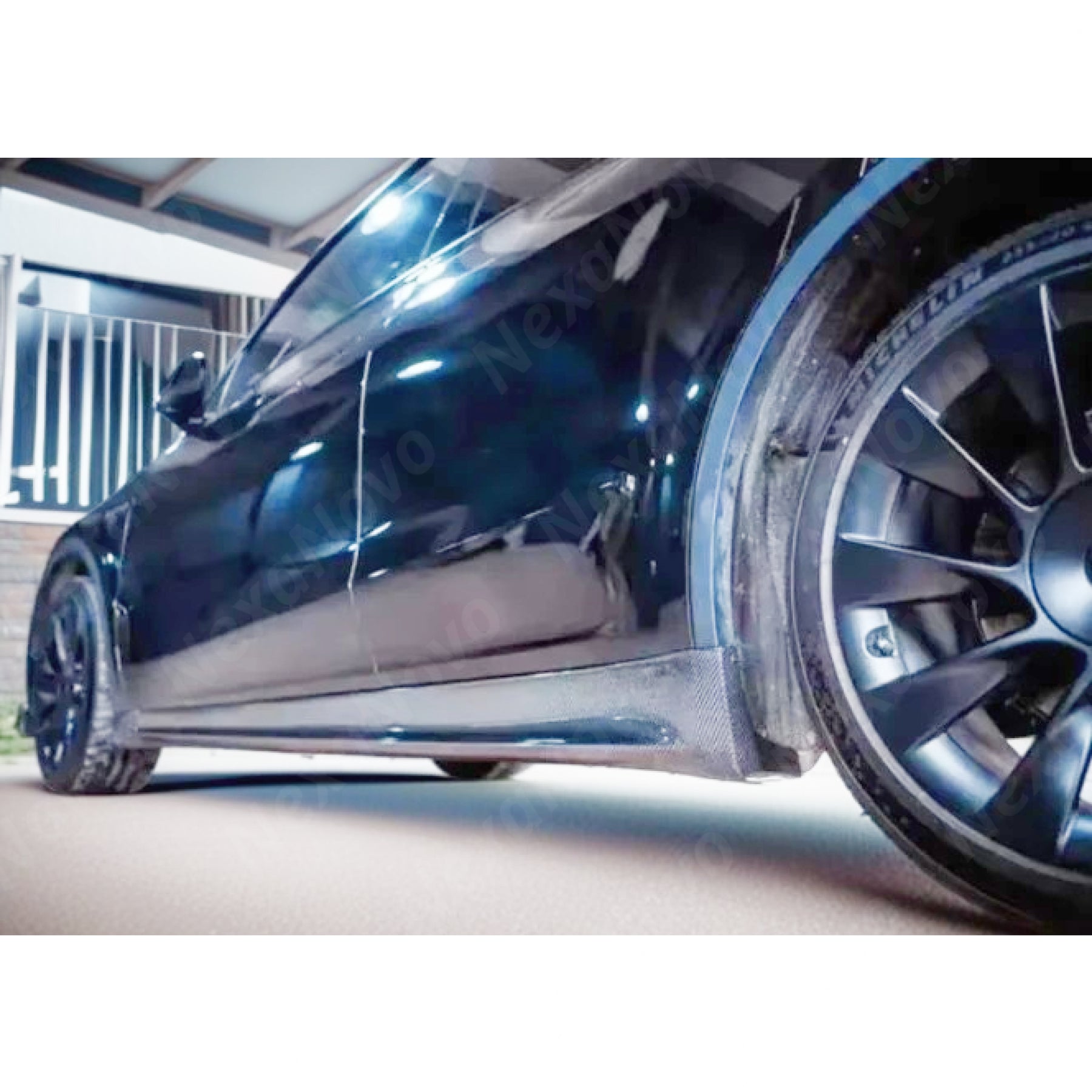 High-Quality Real Carbon Fiber Side Body Skirts for 2024 Tesla Model Y by NexaNovo