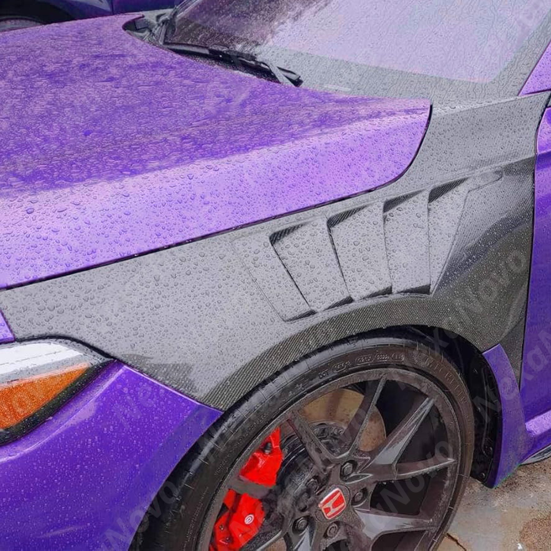 Wide fender kit for Honda Civic Type R Hatchback 2023 in carbon fiber by NexaNovo
