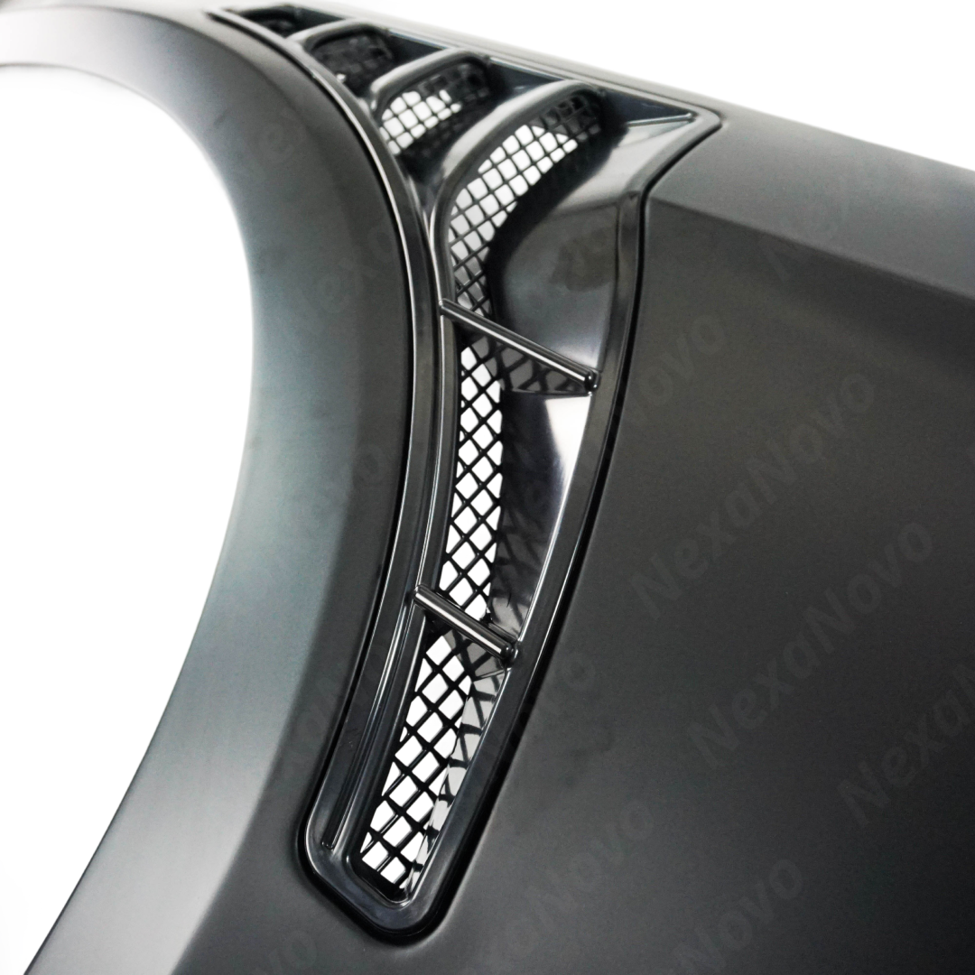 Sporty NaxaNovo Mustang fender