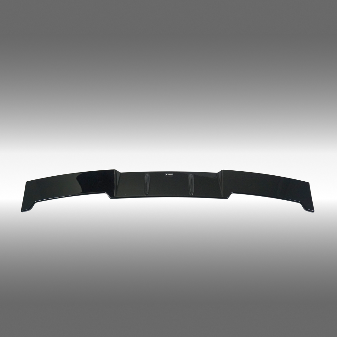 Premium NaxaNovo VTEN roof accent for 2021-2022 BMW G22 models.