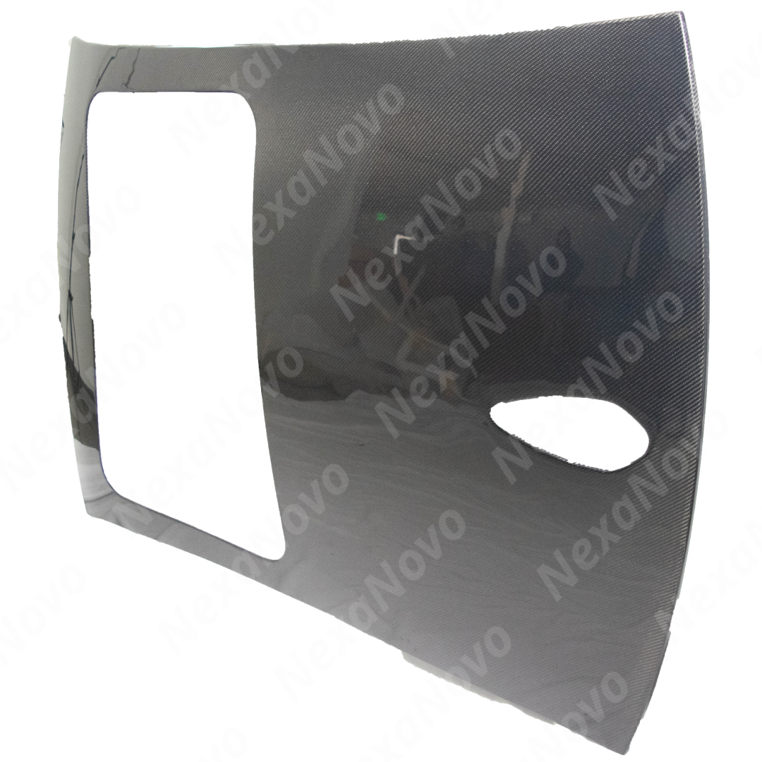 Precision fitment of NexaNovo carbon fiber roof cover on 2021 BMW G20