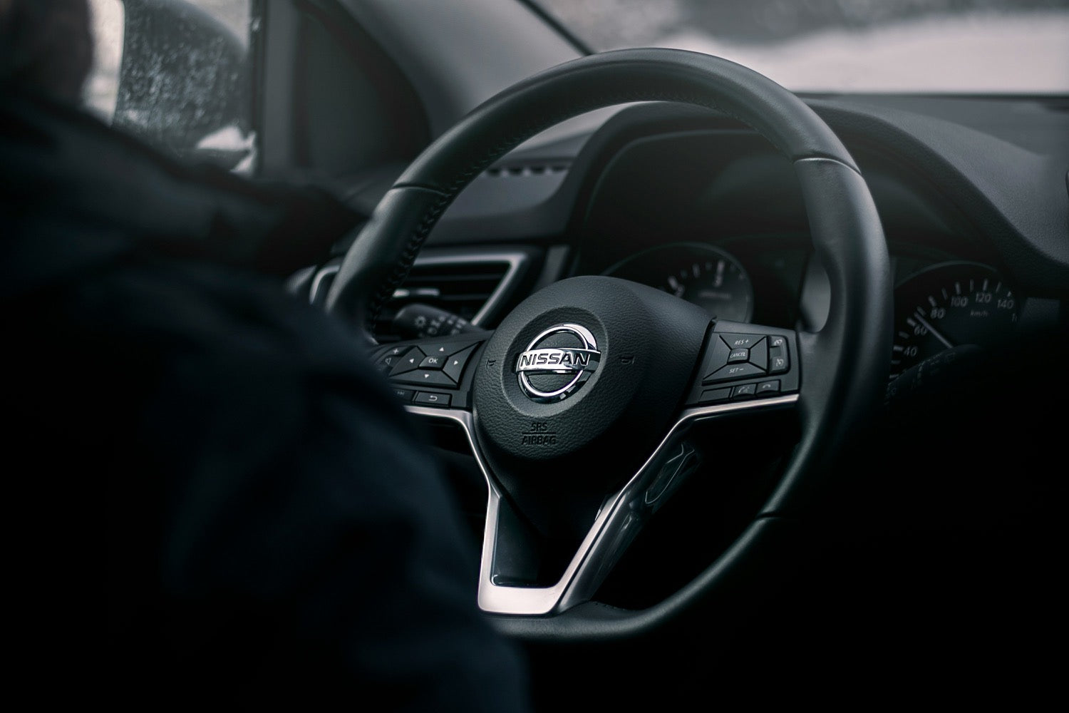 Nissan steering wheel interior