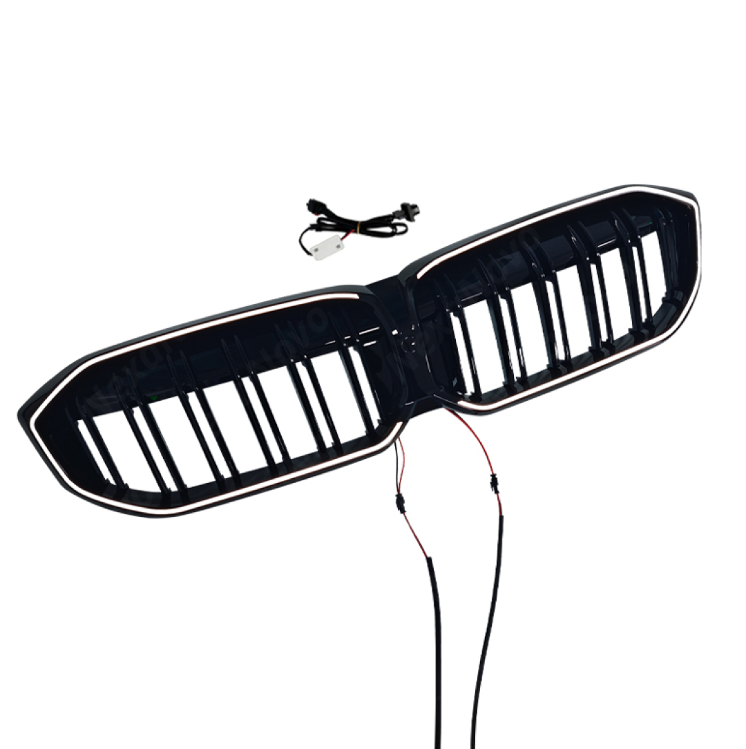 Detailed shot of the UV-resistant high-gloss black coating on the NexaNovo G20 kidney grille