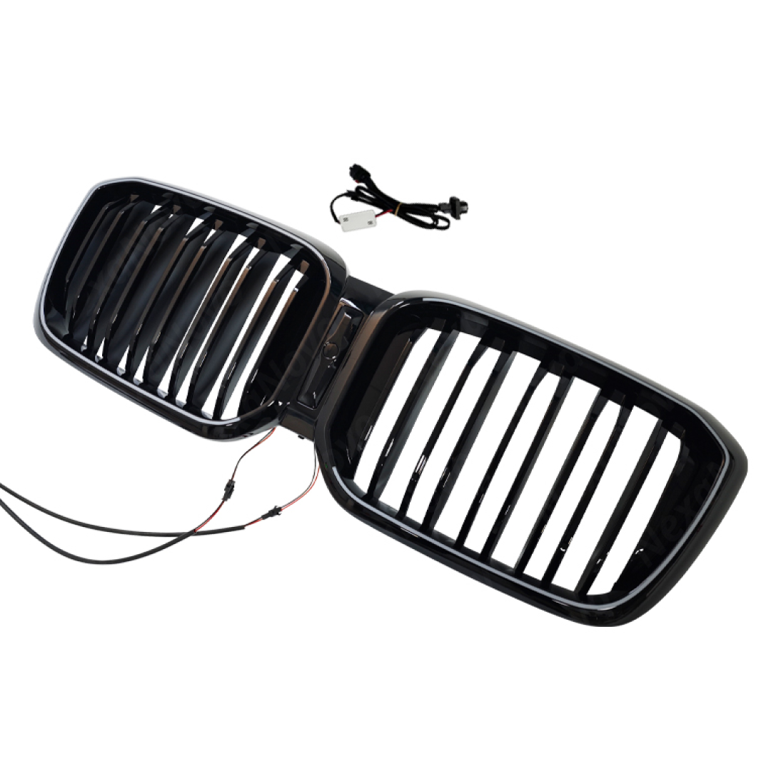 High-intensity LED perimeter glow of the NexaNovo illuminated double-slat grille at night