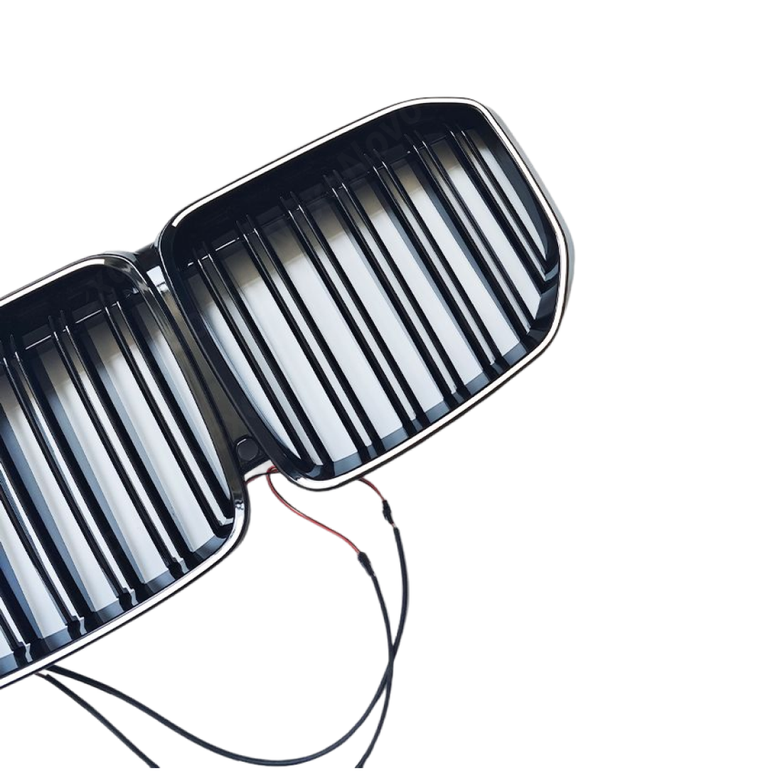 Standalone view of the uninstalled NexaNovo gloss black illuminated grille for BMW X7 G07