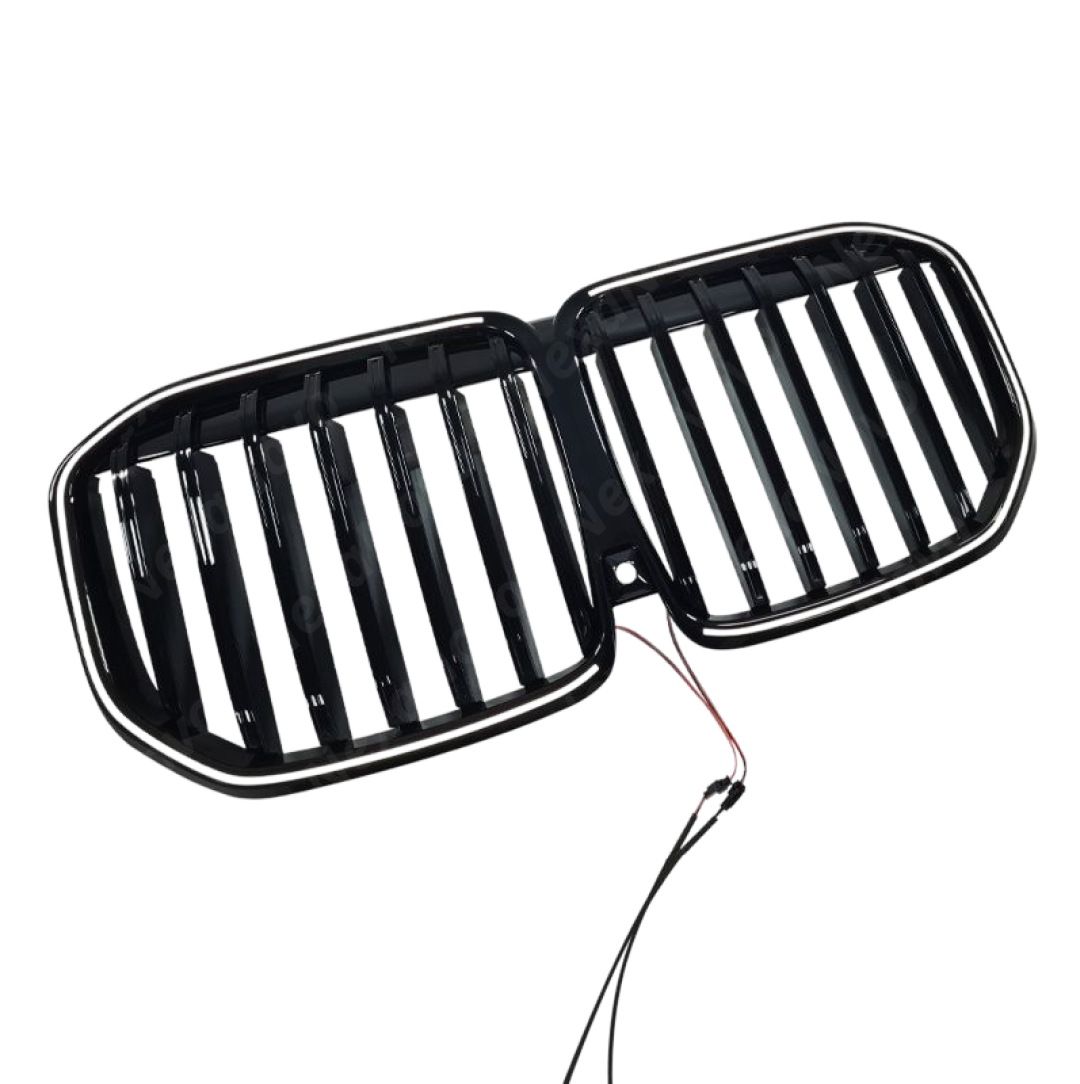 High-intensity LED perimeter glow of the NexaNovo illuminated single grille at night