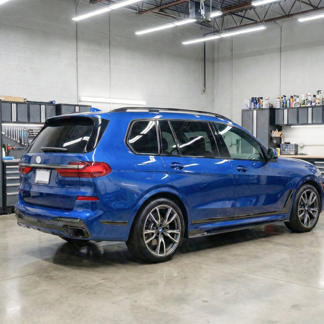 Direct side profile of the NexaNovo authentic double-sided carbon fiber side skirts for 2019-2022 X7