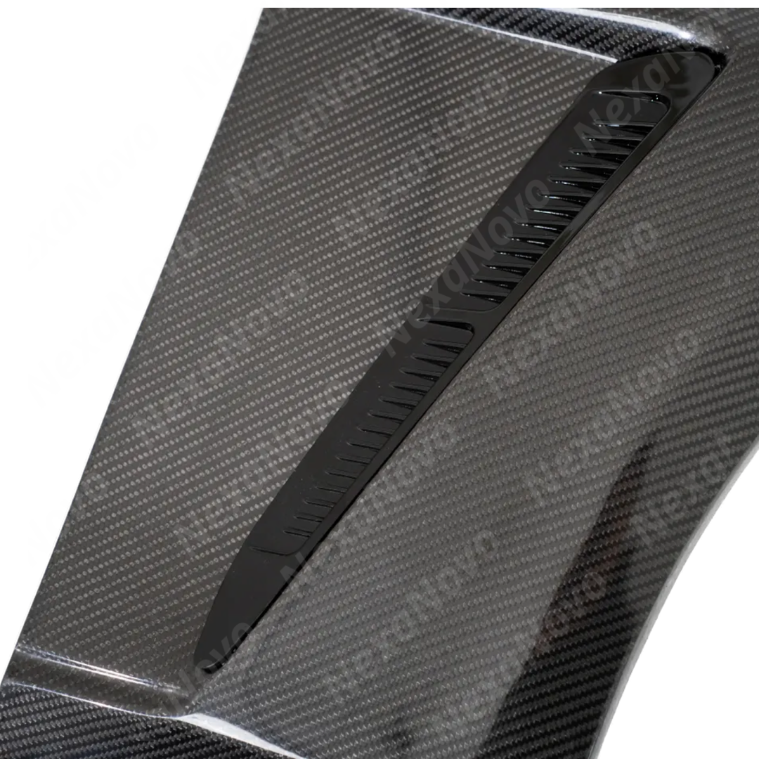 Detailed shot of the UV-resistant high-gloss clear coat on the Blackwing vented carbon fenders