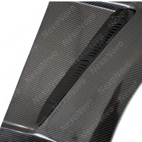 Detailed shot of the UV-resistant high-gloss clear coat on the Blackwing vented carbon fenders