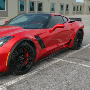 Full side view of a 2015 Chevrolet Corvette C7 with new NexaNovo 4-piece side skirts