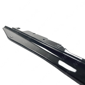 Side body skirt splitter under spoiler for BMW 330e xDrive 2019-2025 with bottom extension lip by NexaNovo.

