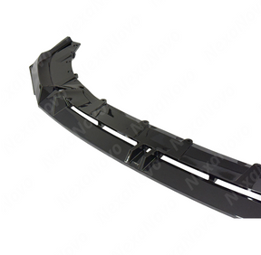 NexaNovo BMW 530e xDrive Plug-in Hybrid 2024-2025 gloss black V style front spoiler lip.
