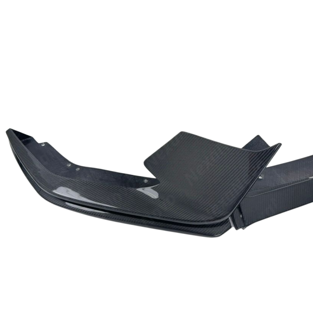 Profile view of the integrated aerodynamic side winglet transition on the NexaNovo front splitter