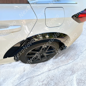 NexaNovo fender flares integrated on a black Honda Civic Hatchback