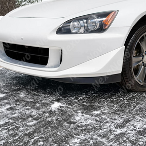 Close-up of the NexaNovo CS style front lip's design on the AP2 bumper