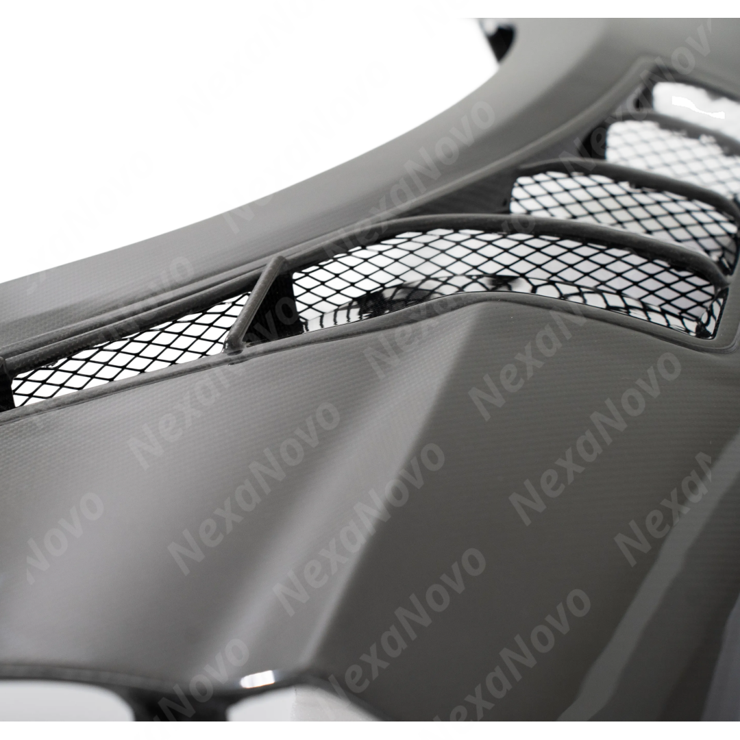 Close-up of the authentic 3K twill real carbon fiber weave on NexaNovo GT500 style fenders