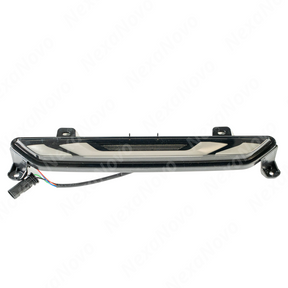 Nighttime illumination of the white NexaNovo LED reverse function for S650