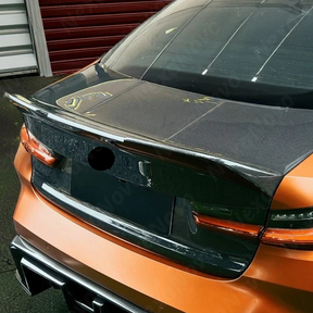 NexaNovo high-quality carbon fiber trunk lid for 2024 BMW 330i M Sport Sedan