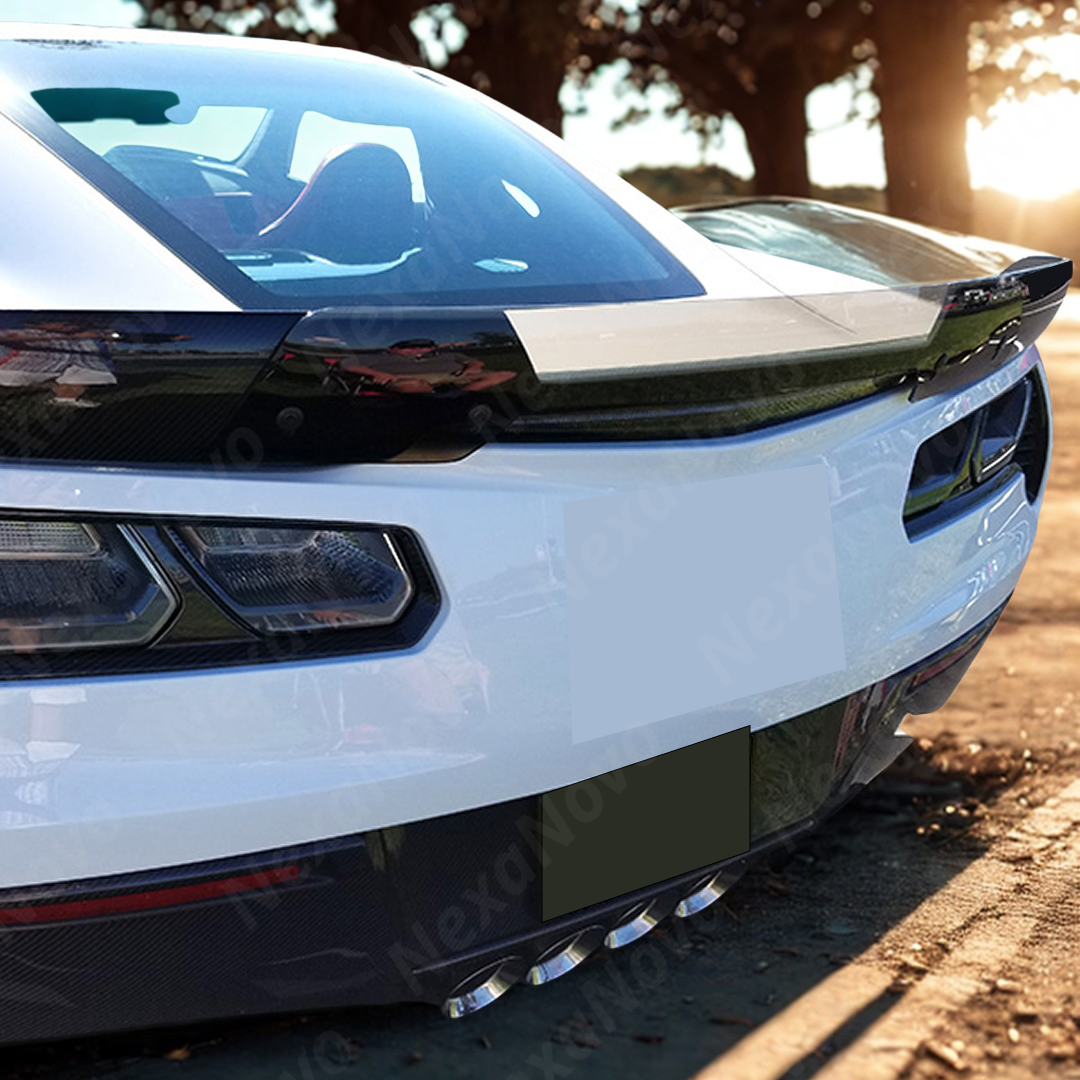 2015 Chevrolet C7 Corvette with a new carbon fiber print wing

