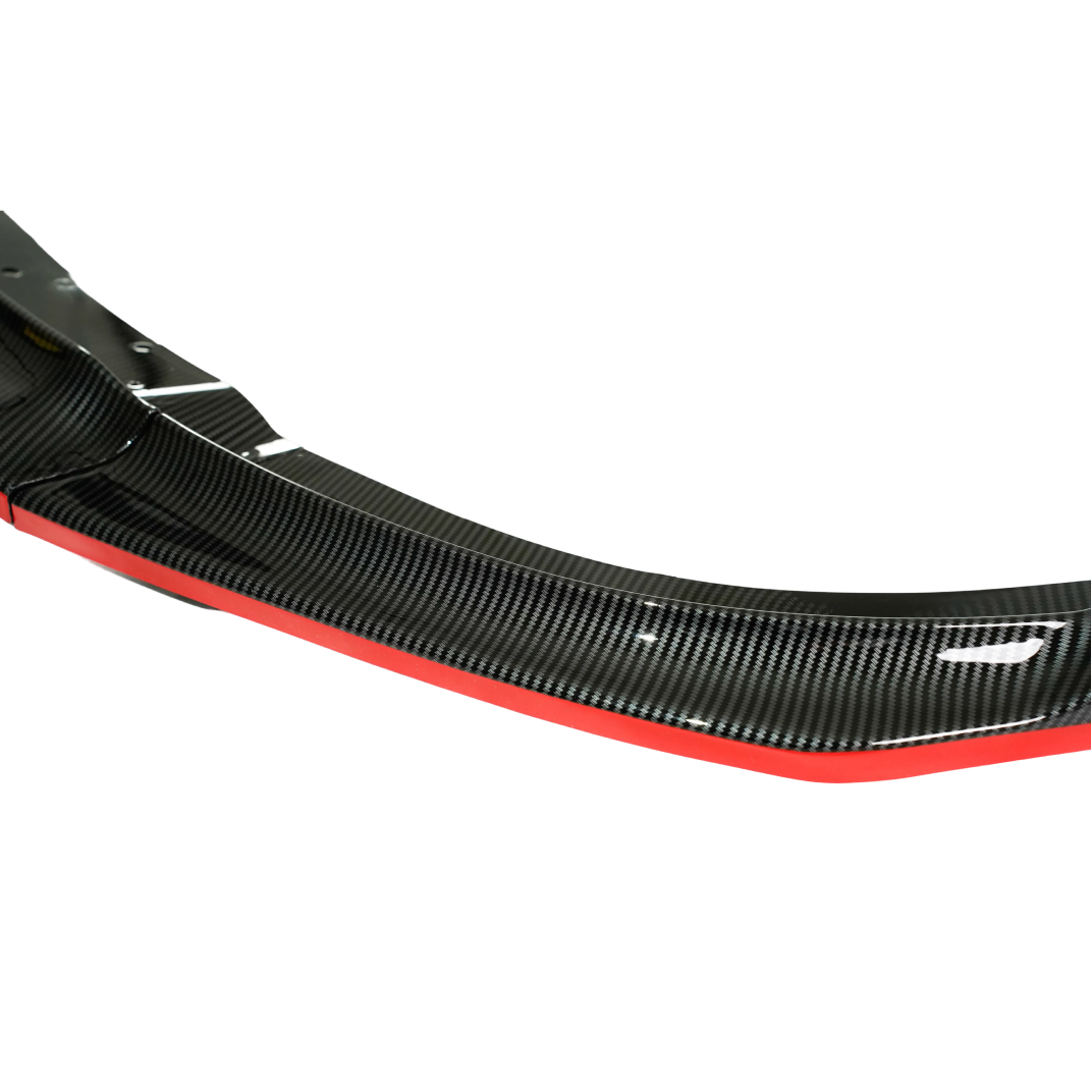 Close-up of the ripple-free, premium UV-protected carbon print and red finish by NexaNovo