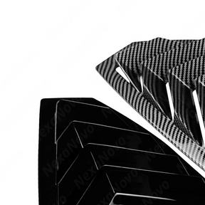 Visual comparison between gloss black and carbon print rear passenger window louvers