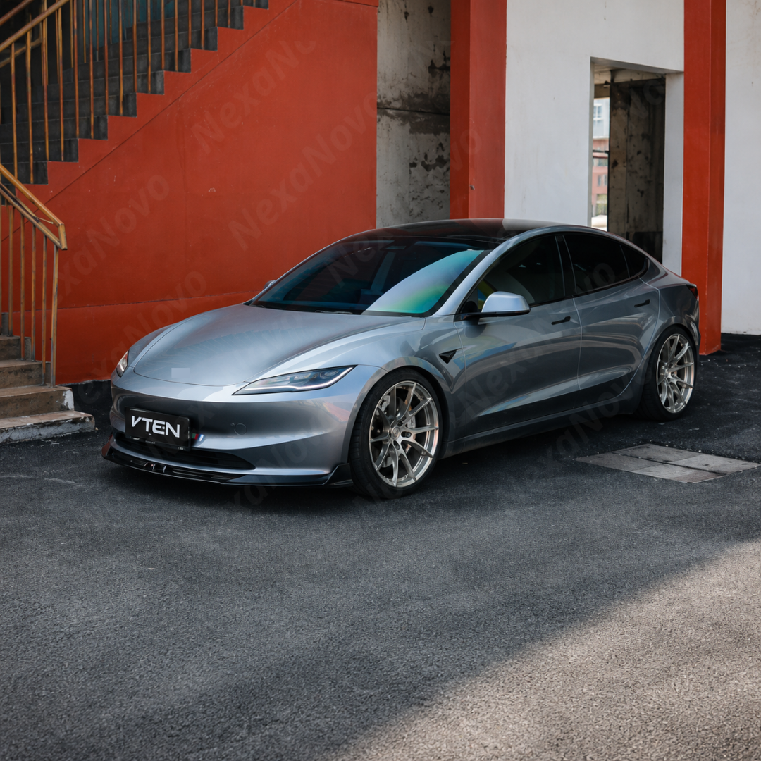Reflective UV-resistant high-gloss top coat on the NexaNovo VTEN 1-piece splitter under outdoor sunlight