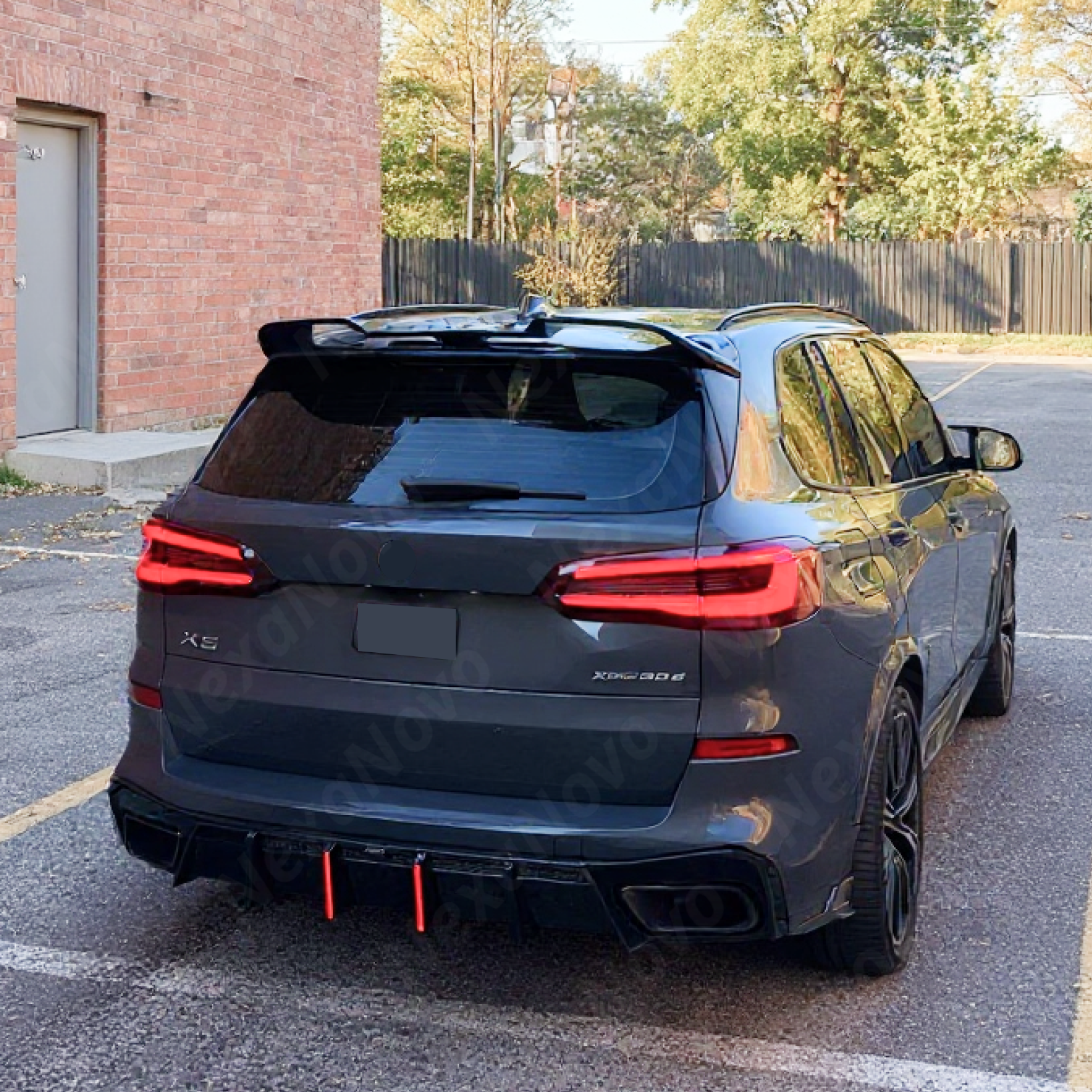 Rear Diffuser Bumper lip Gloss Black w/LED Light & Corner Splitters for BMW X5 G05 2019-2026 NexaNovo