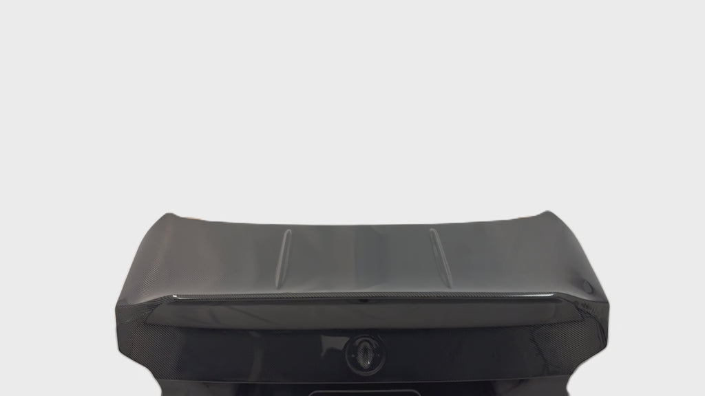 BMW-G87-M2-NexaNovo-CF-TrunkLid-SideProfile